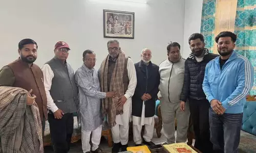 अन्य राज्यों में प्रतिद्वंद्विता के बावजूद AAP मेयर ने भाजपा नेता सोम प्रकाश से मुलाकात की अन्य राज्यों में प्रतिद्वंद्विता के बावजूद AAP मेयर ने भाजपा नेता सोम प्रकाश से मुलाकात की