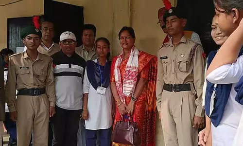 Assam : नलबाड़ी डीसी ने गुणोत्सव 2025 के लिए