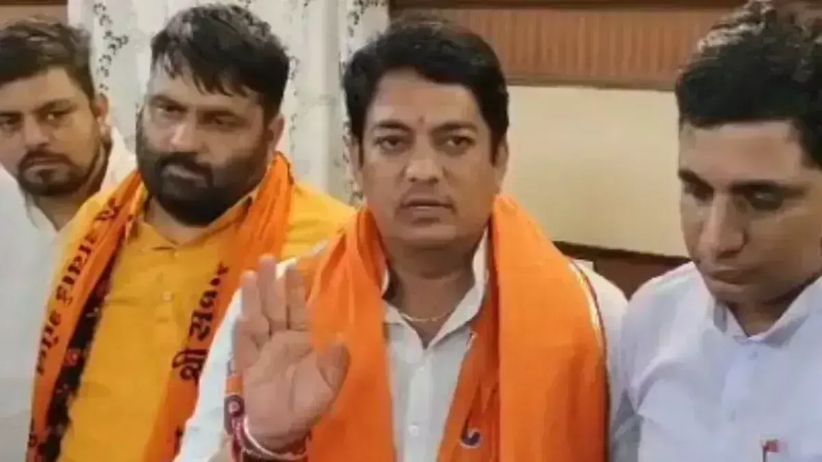 Jaipur: सामाजिक न्याय एवं अधिकारिता मंत्री ने उद्योग मंत्री के पिता के निधन पर जताया शोक Jaipur: सामाजिक न्याय एवं अधिकारिता मंत्री ने उद्योग मंत्री के पिता के निधन पर जताया शोक