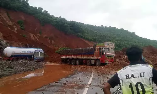 शिरूर पहाड़ी ढहने की घटना : अधिकारियों को एहतियाती कदम उठाने के निर्देश