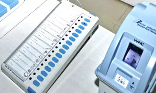 कल होगा मतदान दल गठन और ईवीएम में नाम चिन्ह का इंस्टॉलेशन कल होगा मतदान दल गठन और ईवीएम में नाम चिन्ह का इंस्टॉलेशन