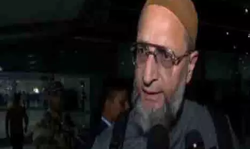 ओवैसी ने TTD कर्मचारियों के खिलाफ कार्रवाई पर आंध्र सरकार से किया सवाल