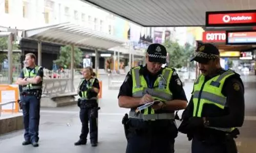 Australian police ने गोलीबारी में व्यक्ति के अस्पताल में भर्ती होने के बाद आपातकालीन घोषणा की