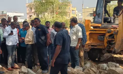Hydra ने हैदराबाद और आसपास के इलाकों में अतिक्रमण हटाया Hydra ने हैदराबाद और आसपास के इलाकों में अतिक्रमण हटाया