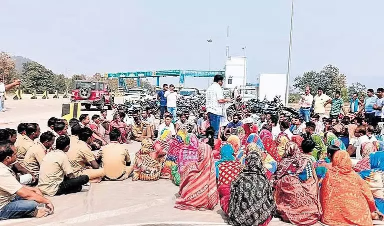 बीजद ने विरोध प्रदर्शन किया, NHAI पर टोल गेटों के जरिए जनता का शोषण करने का आरोप लगाया