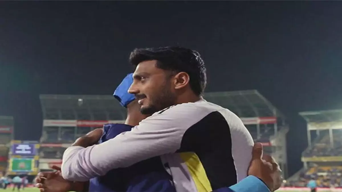 Axar Patel ने जायसवाल के शानदार कैच की तारीफ करते हुए उनसे मजाक किया