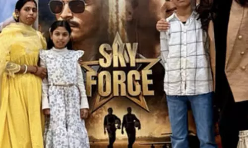 निमरत कौर ने अपनी हाउसहेल्प और उनके बच्चों के साथ देखी फ‍िल्‍म ‘स्काई फोर्स’