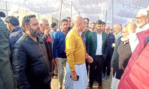 J&K: जेएमसी ने ‘पब्लिक संवाद’ सत्र आयोजित किया J&K: जेएमसी ने ‘पब्लिक संवाद’ सत्र आयोजित किया