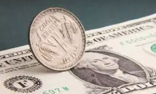 रुपया 15 पैसे टूटकर अमेरिकी डॉलर के मुकाबले 87.58 के रिकॉर्ड निचले स्तर पर पहुंचा