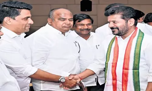 Telangana: सीएम रेवंत रेड्डी ने मतभेद दूर किए, कांग्रेस की नजर एमएलसी पर