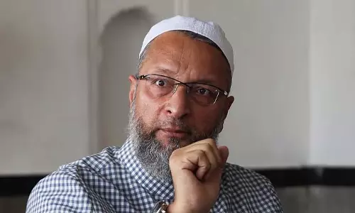 Hyderabad के सांसद असदुद्दीन ओवैसी ने सीएम चंद्रबाबू नायडू पर पाखंड का आरोप लगाया