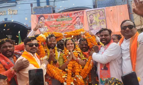 भाजपा की महापौर प्रत्याशी मीनल चौबे की जनसंपर्क रैलीयों में उमड़ रही भीड़ भाजपा की महापौर प्रत्याशी मीनल चौबे की जनसंपर्क रैलीयों में उमड़ रही भीड़