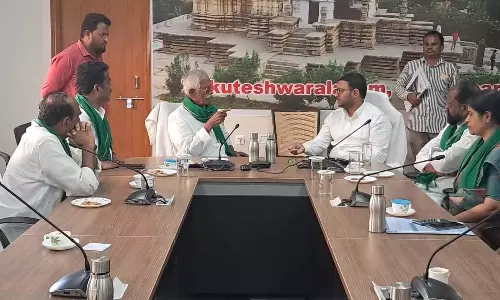 AP: नकली बीजों के कारण फसल के नुकसान पर कृषि पैनल सरकार को रिपोर्ट देगा AP: नकली बीजों के कारण फसल के नुकसान पर कृषि पैनल सरकार को रिपोर्ट देगा