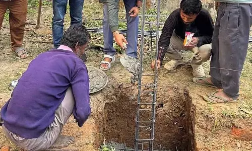 Assam : कानूनी लड़ाई के बाद धुबरी जिला संग्रहालय की नींव रखी गई Assam : कानूनी लड़ाई के बाद धुबरी जिला संग्रहालय की नींव रखी गई
