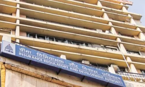 स्वास्थ्य बीमाकर्ता वरिष्ठ नागरिकों के लिए प्रीमियम में 10 प्रतिशत से अधिक की बढ़ोतरी न करें : आईआरडीएआई
