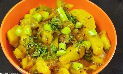 हरी मिर्च और आलू करी रेसिपी