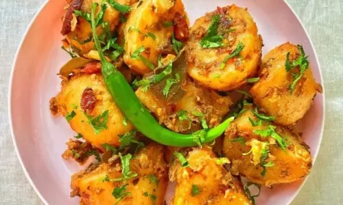 खट्टे आलू रेसिपी