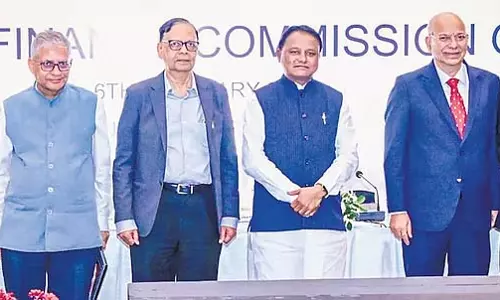 केंद्रीय करों में Odisha का हिस्सा बढ़ाकर 50 प्रतिशत किया जाए केंद्रीय करों में Odisha का हिस्सा बढ़ाकर 50 प्रतिशत किया जाए