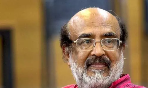 Kerala के पूर्व वित्त मंत्री थॉमस इसाक ने कहा टोल को लेकर सीपीएम का विरोध Kerala के पूर्व वित्त मंत्री थॉमस इसाक ने कहा टोल को लेकर सीपीएम का विरोध