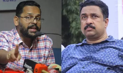 Kerala : पी सरीन ने नजीब कांतपुरम पर स्कूटर घोटाले में शामिल होने का आरोप Kerala : पी सरीन ने नजीब कांतपुरम पर स्कूटर घोटाले में शामिल होने का आरोप
