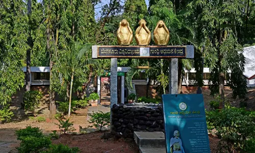 Karnataka: पुंड्रा को बंगलौर विश्वविद्यालय के गांधी अध्ययन केंद्र में काट दिया गया
