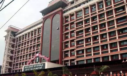 Kerala उच्च न्यायालय ने शेरोन हत्या मामले में ग्रीष्मा के चाचा की सजा निलंबित