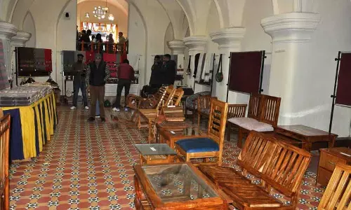 Himachal: कैदियों ने प्रदर्शनी में दिखाई प्रतिभा