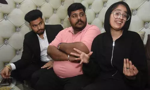 Punjab: निर्वासित जगराओं की महिला परिवार की मदद के लिए फिर विदेश जाना चाहती Punjab: निर्वासित जगराओं की महिला परिवार की मदद के लिए फिर विदेश जाना चाहती