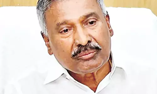 Andhra: मदनपल्ले दस्तावेज जलाने के मामले में सभी उंगलियां पेड्डीरेड्डी की ओर उठ रही Andhra: मदनपल्ले दस्तावेज जलाने के मामले में सभी उंगलियां पेड्डीरेड्डी की ओर उठ रही