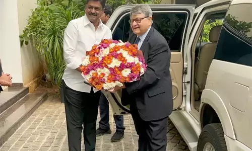 Andhra: नीति आयोग के उपाध्यक्ष ने सीएम चंद्रबाबू से मुलाकात की