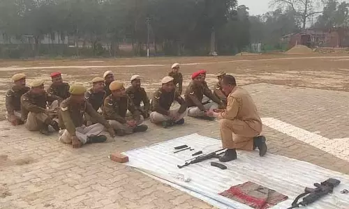 Assam : गोलाघाट पुलिस ने दक्षता और सुरक्षा बढ़ाने के लिए हथियार संचालन