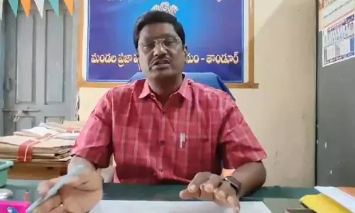 Mancherial में 50 आवारा कुत्तों को मार दिया गया Mancherial में 50 आवारा कुत्तों को मार दिया गया