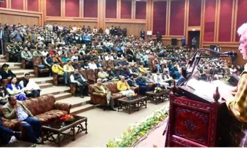 नए जम्मू-कश्मीर के राजदूत बनें: LG ने पूर्वोत्तर के युवाओं से कहा नए जम्मू-कश्मीर के राजदूत बनें: LG ने पूर्वोत्तर के युवाओं से कहा