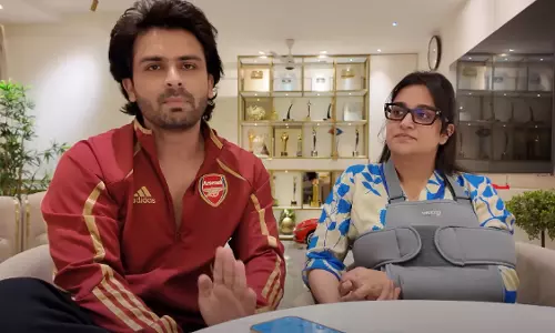 Dipika Kakar को अत्यधिक शारीरिक गतिविधि के कारण चोट लगी, आर्म स्लिंग में दिखीं