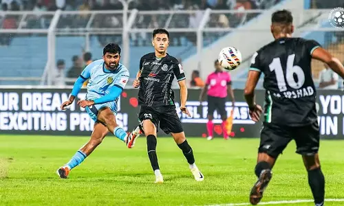 ISL 2024/25: हैदराबाद एफसी 8 फरवरी को मोहम्मडन एससी से भिड़ेगा ISL 2024/25: हैदराबाद एफसी 8 फरवरी को मोहम्मडन एससी से भिड़ेगा