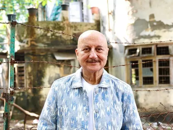 Anupam Kher  ने यश चोपड़ा, ऋषि कपूर, विनोद खन्ना के साथ पुरानी यादें साझा कीं