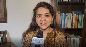 दिल्ली चुनाव : शुरुआती राउंड में पिछड़ने के बाद अमानतुल्लाह आगे, एआईएमआईएम उम्मीदवार ने चौंकाया दिल्ली चुनाव : शुरुआती राउंड में पिछड़ने के बाद अमानतुल्लाह आगे, एआईएमआईएम उम्मीदवार ने चौंकाया
