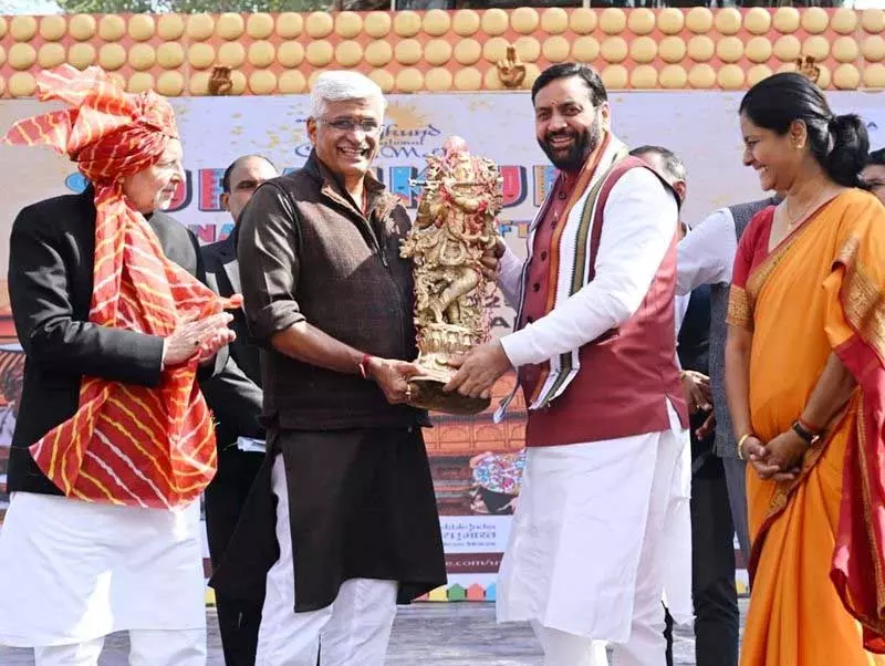 Haryana : खराब ट्रैफिक लाइटों से असुविधा होती Haryana : खराब ट्रैफिक लाइटों से असुविधा होती