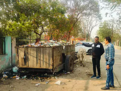 निगम आयुक्त ने सुमित बाजार पर लगाया जुर्माना