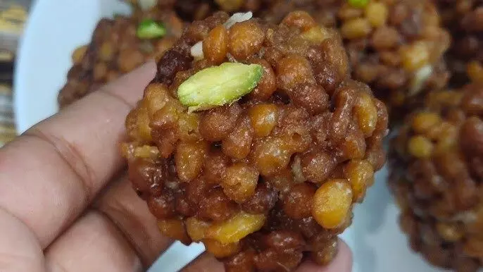 Doodh Laddu घर पर बनाना हुआ और भी आसान