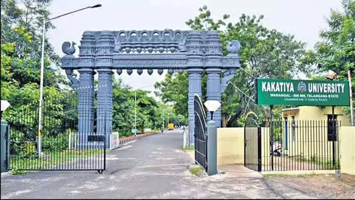 Kakatiya University में सीनियर्स और जूनियर्स के बीच झड़प में हिंसा