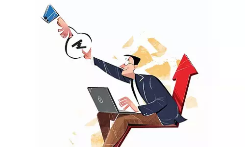 Kerala: केरल बजट निजी निवेश की ओर बदलाव का संकेत देता