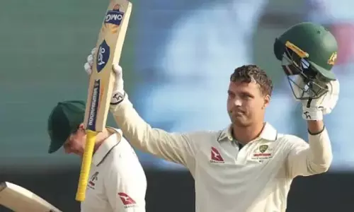 स्मिथ, कैरी के शतकों ने ऑस्ट्रेलिया को गॉल में शीर्ष पर पहुंचाया