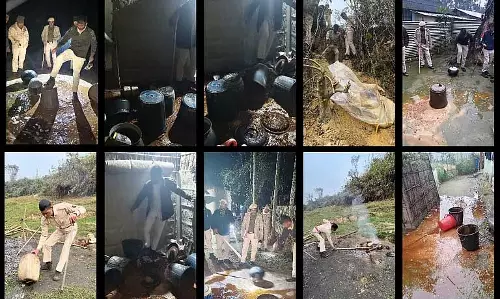 Assam : चराइदेव पुलिस ने अवैध शराब व्यापार पर कार्रवाई Assam : चराइदेव पुलिस ने अवैध शराब व्यापार पर कार्रवाई