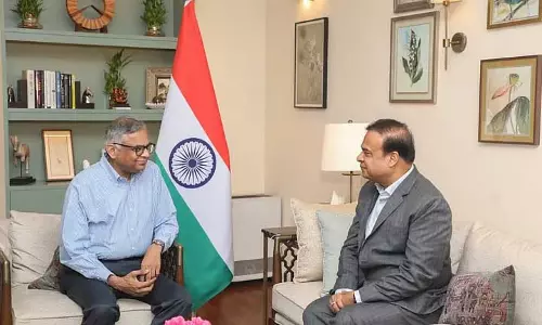 Assam के सीएम सरमा ने निवेश पर चर्चा के लिए टाटा चेयरमैन से मुलाकात की