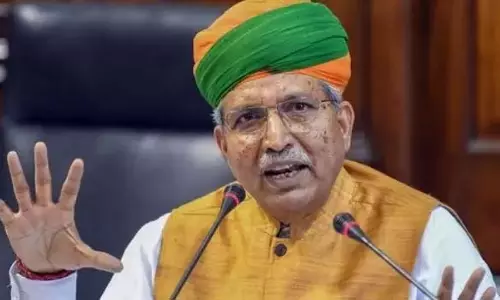 Centre: चुनावी वादों के लिए पार्टियों को जवाबदेह ठहराने का कोई प्रस्ताव नहीं