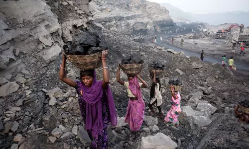 भारत कोयला आयात कम करना, घरेलू उत्पादन बढ़ाना मुख्य फोकस: मंत्री भारत कोयला आयात कम करना, घरेलू उत्पादन बढ़ाना मुख्य फोकस: मंत्री