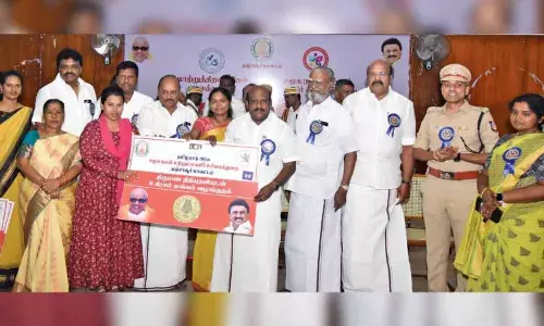 राज्यपाल रवि के खिलाफ कानूनी लड़ाई में नरमी नहीं बरती जाएगी: Chezhiyan राज्यपाल रवि के खिलाफ कानूनी लड़ाई में नरमी नहीं बरती जाएगी: Chezhiyan