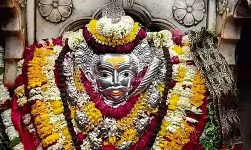 Assam : नलबाड़ी में श्री श्री बिल्लेश्वर देवालय में स्थापित की गई काल भैरव की मूर्ति Assam : नलबाड़ी में श्री श्री बिल्लेश्वर देवालय में स्थापित की गई काल भैरव की मूर्ति