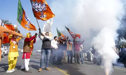दिल्ली चुनाव नतीजे: दिल्ली सीट पर जीत आप बीजेपी कार्यालय में जश्न